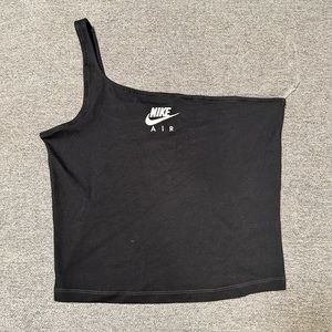 Cropped women’s M Nike top